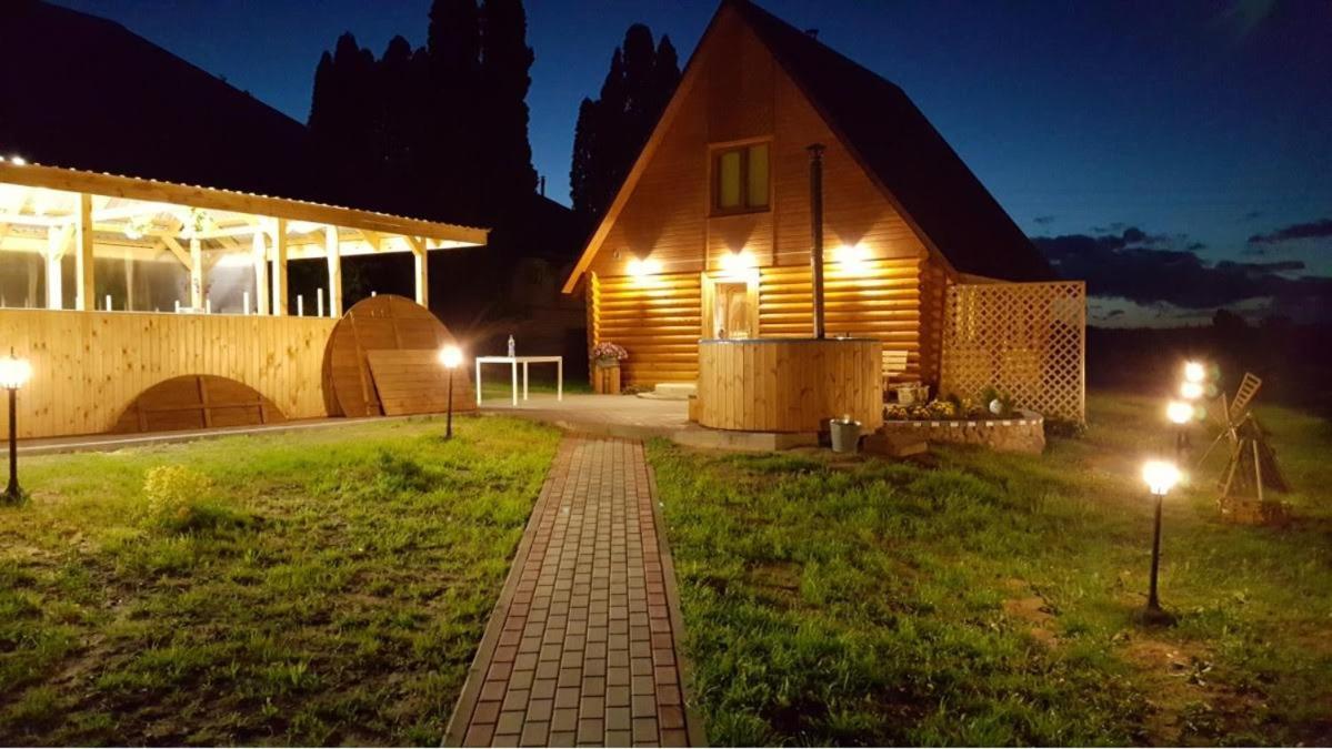 Holiday Home Tujas Kraslava Ngoại thất bức ảnh